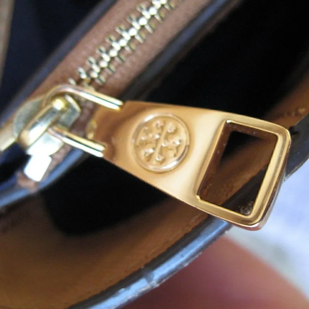 Tory Burch Robinson Small Tan Cardamom Bag Tote